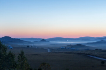 李佳薇 冯天薇 于梦雨 是中国人吗