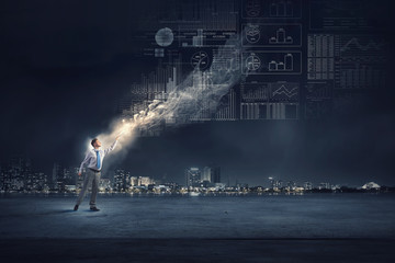 按揭买三十万左右的车三年时间月供多少